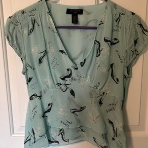 Context silk “shoes” blouse